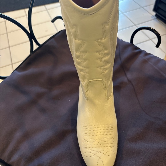 Cowboy boots - Picture 3 of 3